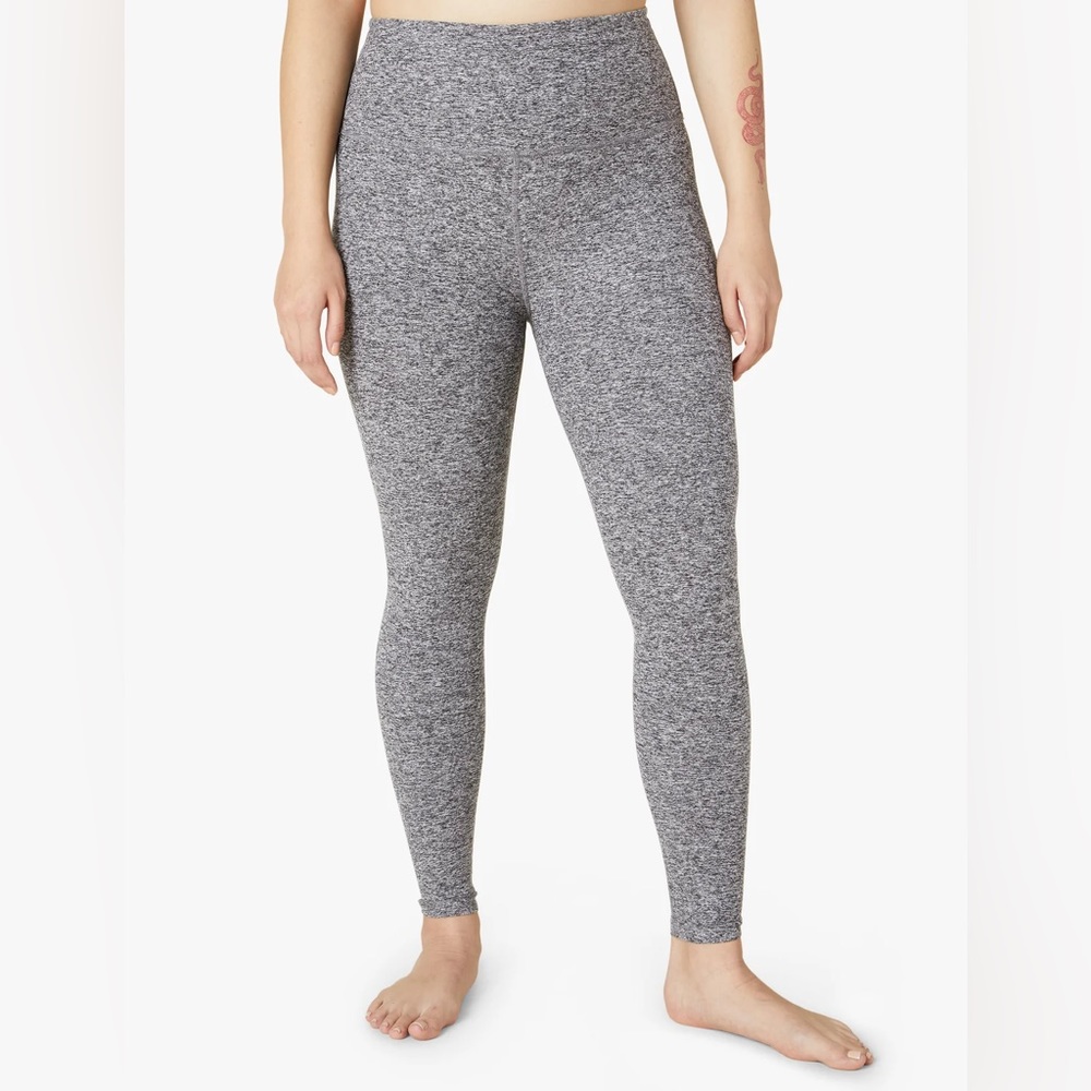 NWOT Beyond Yoga Spacedye Caught In The Midi High Waisted Legging Black-White